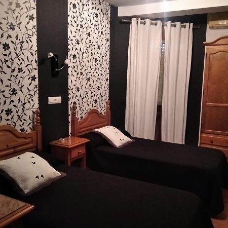 Restaurante & Hostal El Volante モラレハ エクステリア 写真