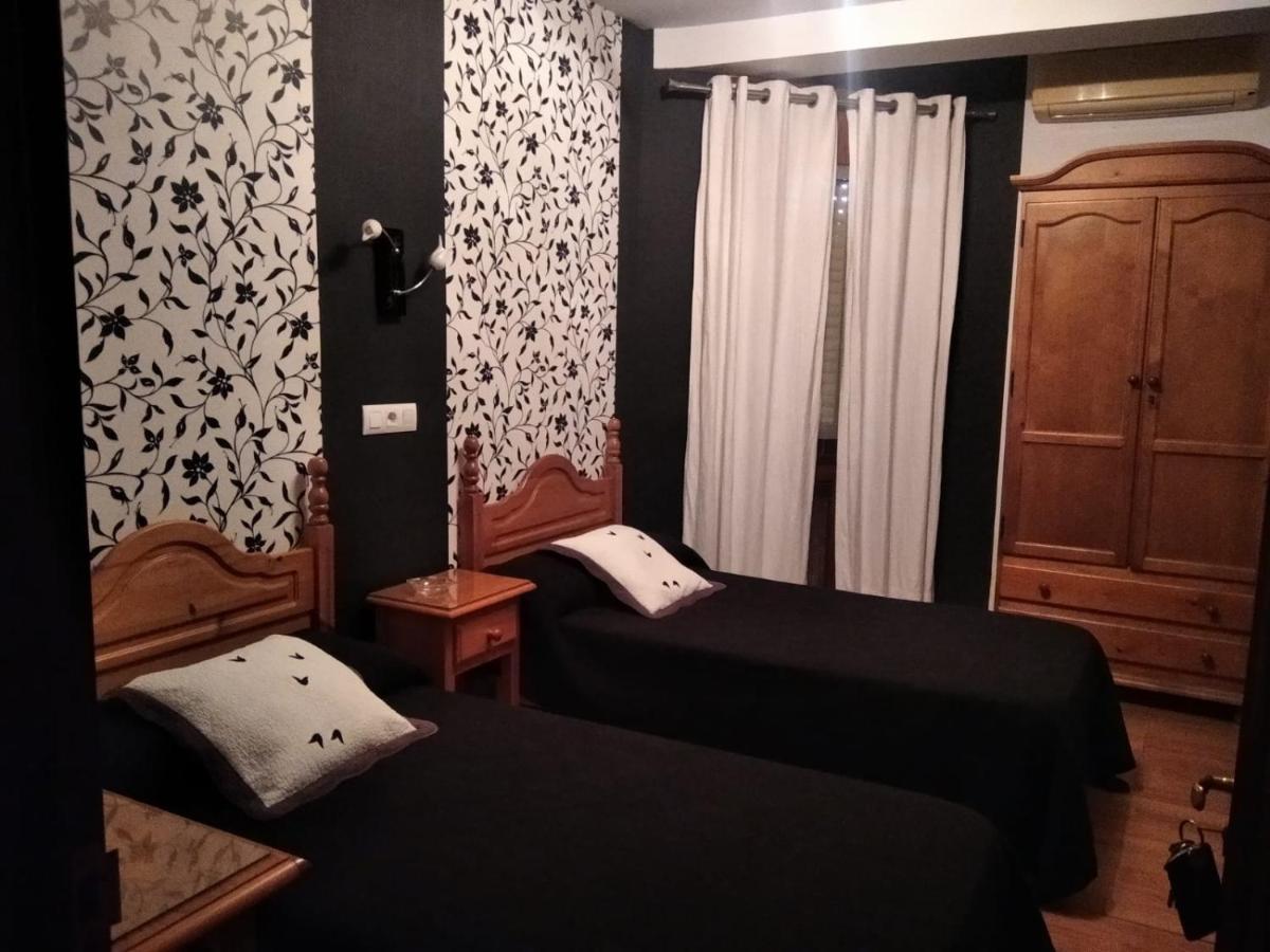 Restaurante & Hostal El Volante モラレハ エクステリア 写真